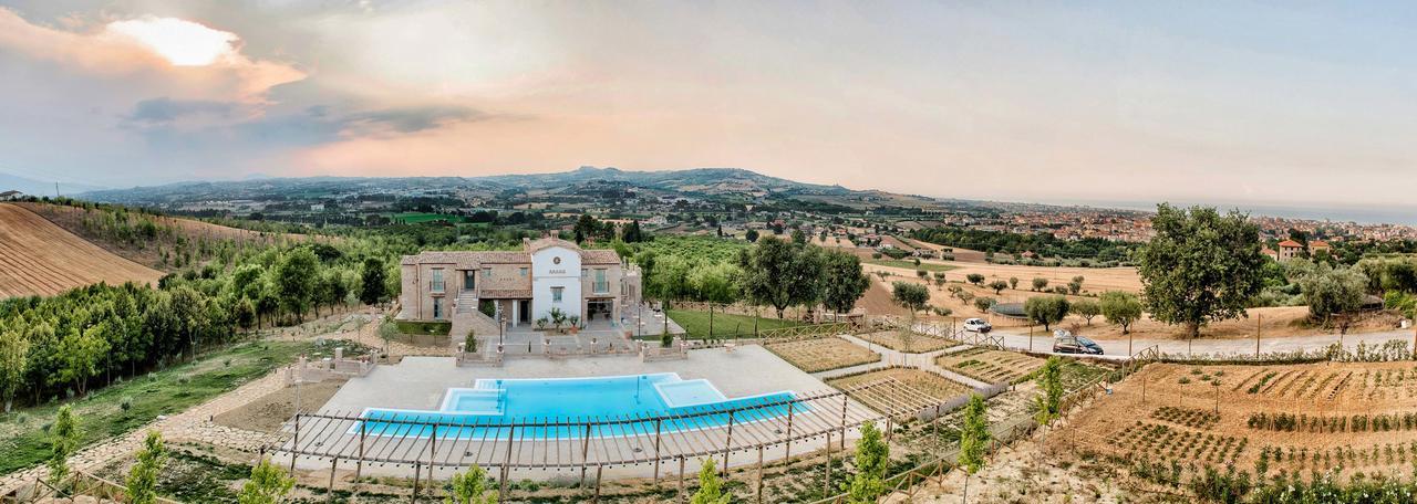 Villa Sant'Angelo Alba Adriatica Bagian luar foto